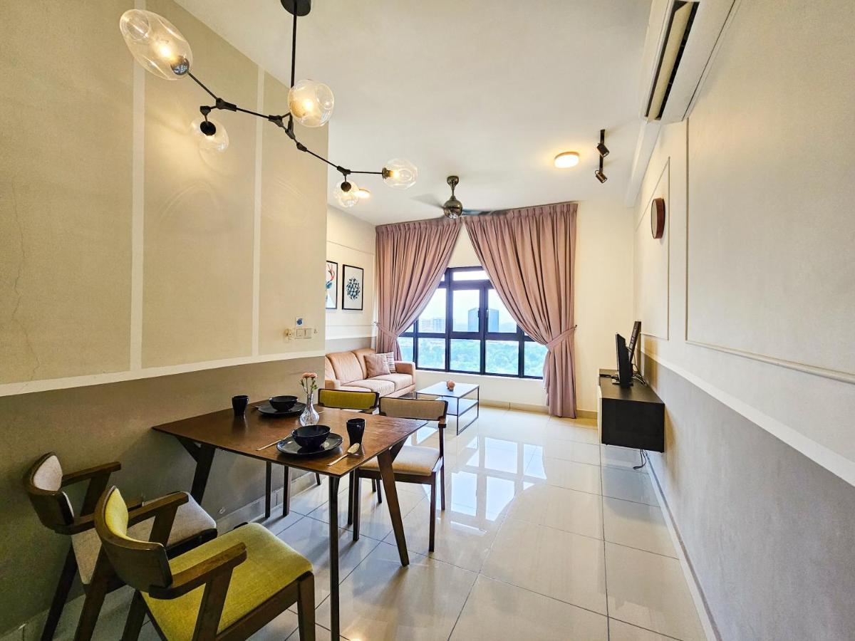 Meridin Medini Suite By Nest Home【Legoland】 Nusajaya  Extérieur photo