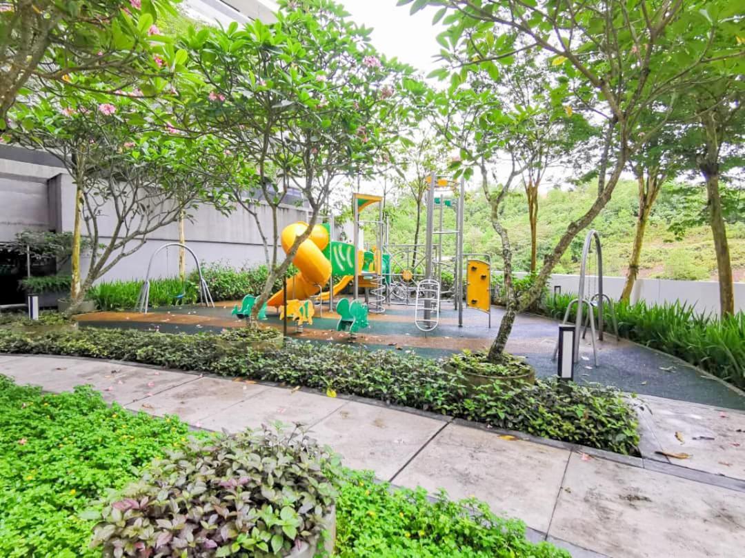 Meridin Medini Suite By Nest Home【Legoland】 Nusajaya  Extérieur photo